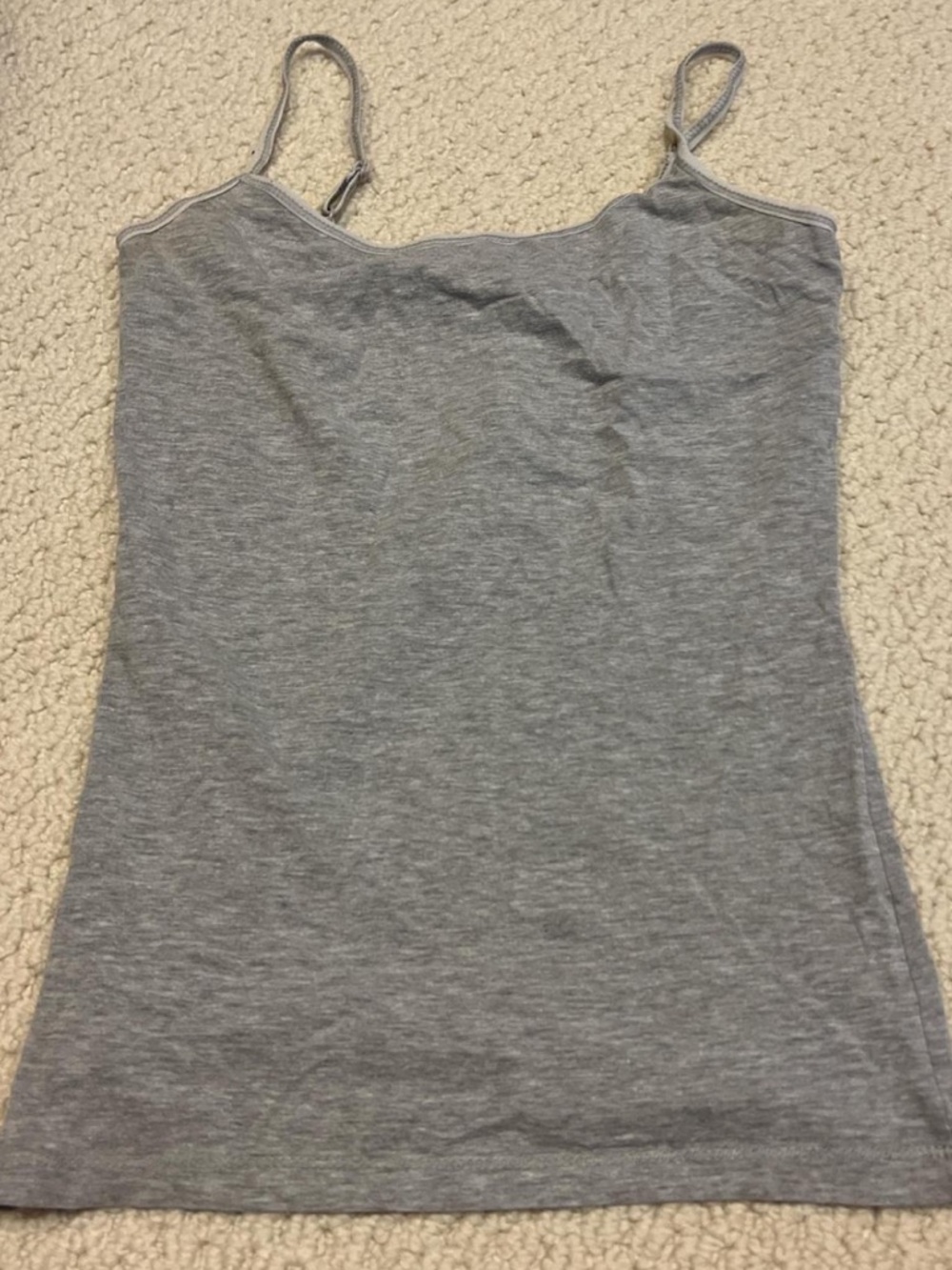 gray tank top